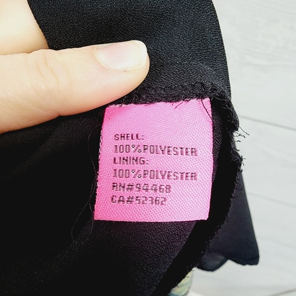 Betsey Johnson Gorgeous Dress - Picture 11 of 12